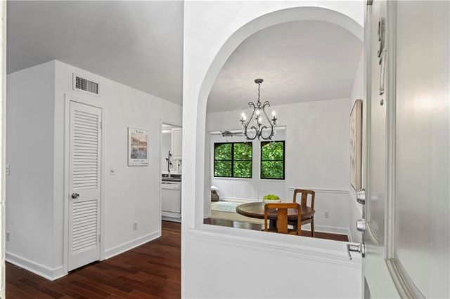 97 Rosaire NW Place, Atlanta, GA 30327
