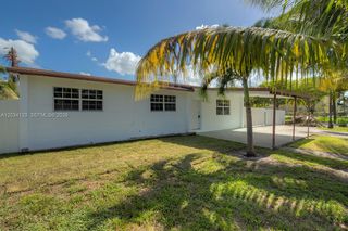160 NW 199th St 1, Miami Gardens, FL 33169