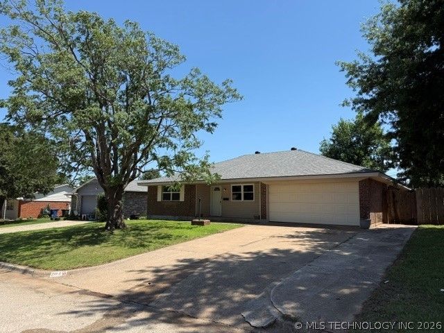 204 E Bass, Yukon, OK 73099