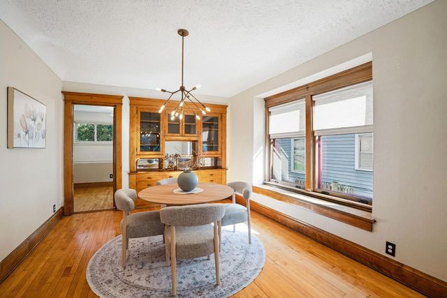 2854 N Murray AVENUE, Milwaukee, WI 53211