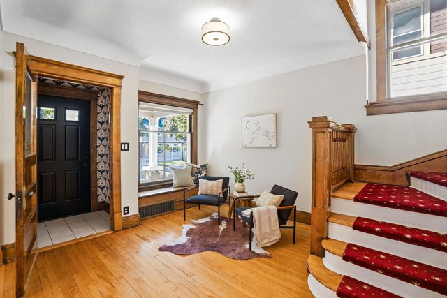 2854 N Murray AVENUE, Milwaukee, WI 53211