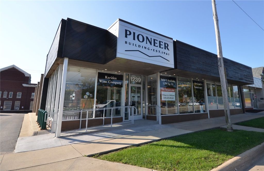 1229-1245 1st Avenue SE, Cedar Rapids, IA 52403