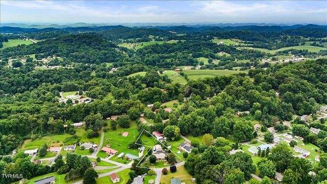 193 Taylor Avenue, Elizabethton, TN 37643