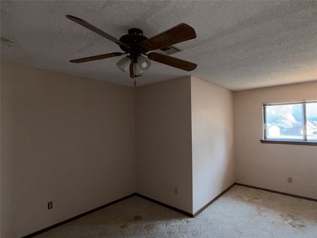 7924 S 88th East Avenue, Tulsa, OK 74133