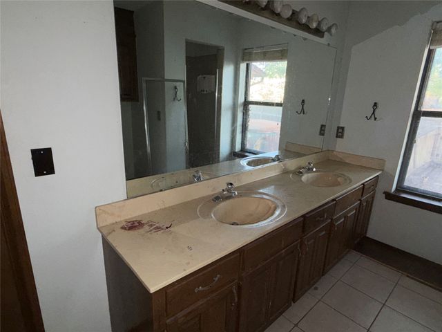 7924 S 88th East Avenue, Tulsa, OK 74133