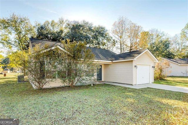 90 Mossy Oak Drive, Springfield, GA 31329