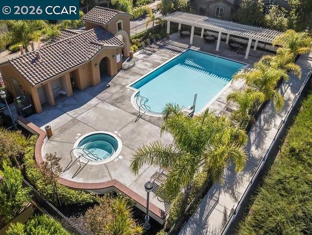 5267 Fioli Loop, San Ramon, CA 94582
