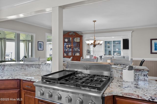 171 Low Tide Road, Bath, NC 27808