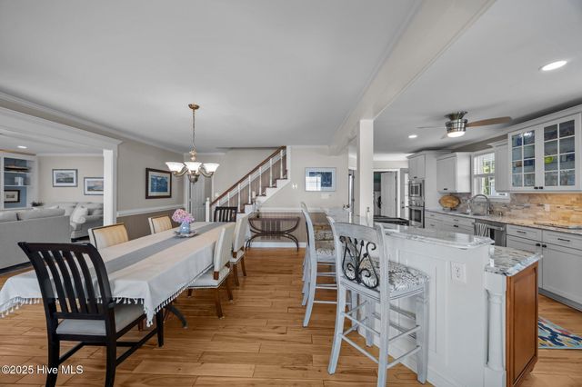 171 Low Tide Road, Bath, NC 27808