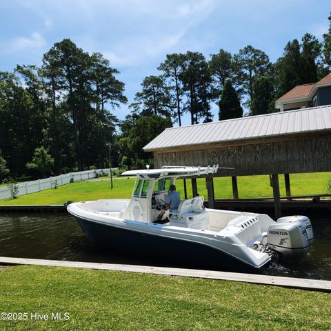 171 Low Tide Road, Bath, NC 27808