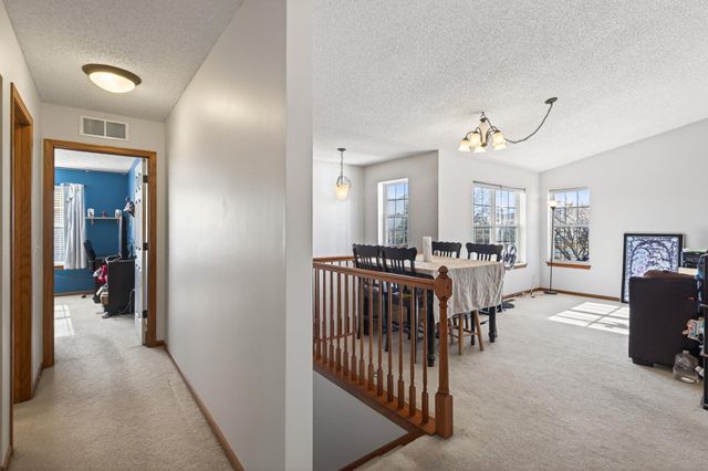 609 Providence Drive, Shakopee, MN 55379