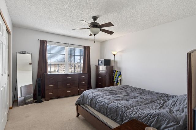 609 Providence Drive, Shakopee, MN 55379