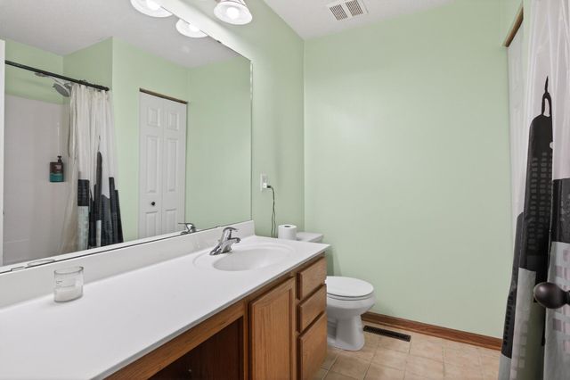 609 Providence Drive, Shakopee, MN 55379