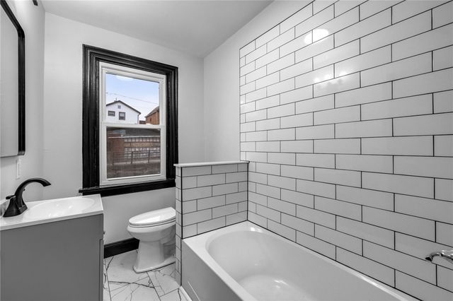 222 E 16th Ave, Homestead, PA 15120