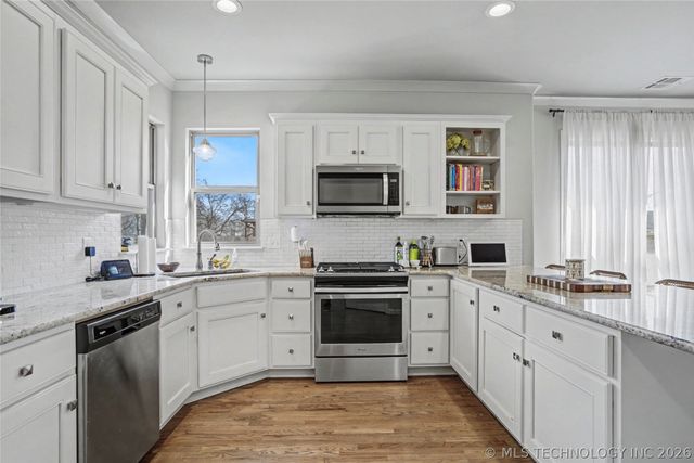 17715 E 43rd Place, Tulsa, OK 74134