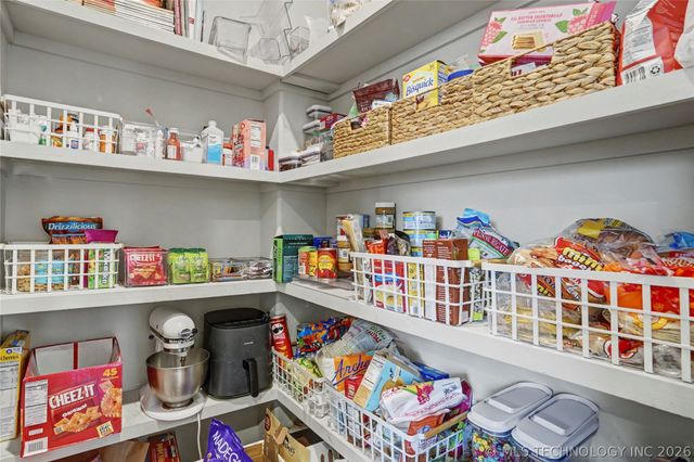 17715 E 43rd Place, Tulsa, OK 74134