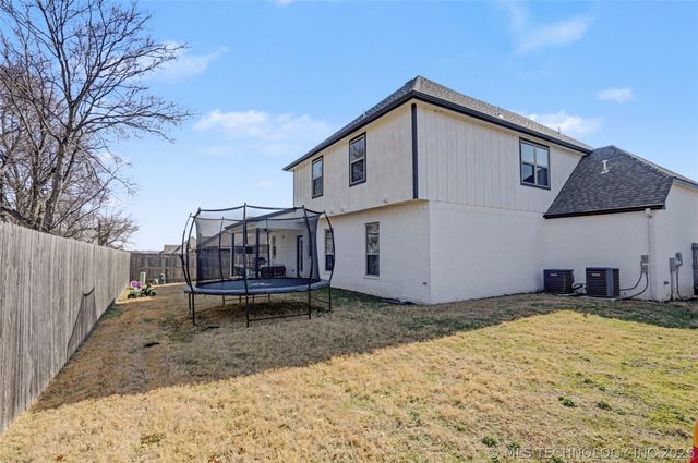 17715 E 43rd Place, Tulsa, OK 74134