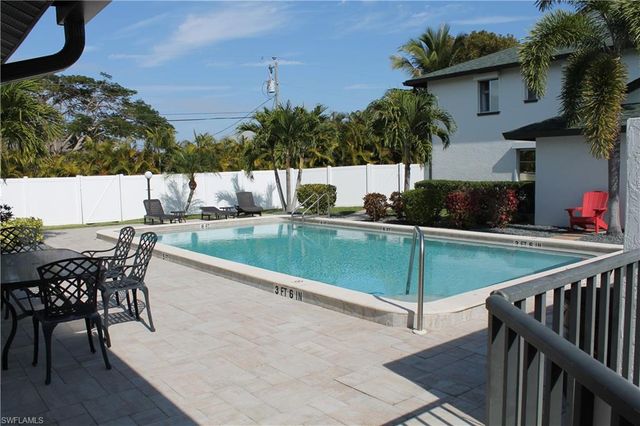 1519 Cape Coral PKWY W 2, Cape Coral, FL 33914