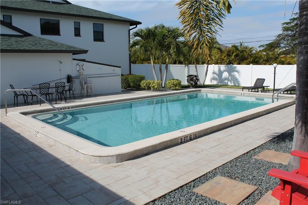 Image 24 of property listing at 1519 Cape Coral PKWY W # 2, Cape Coral, FL 33914