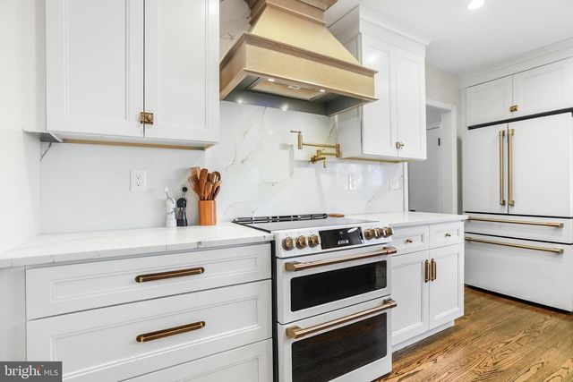 91 SAINT JOHNS DR, Glen Mills, PA 19342