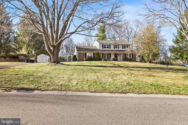 91 SAINT JOHNS DR, Glen Mills, PA 19342