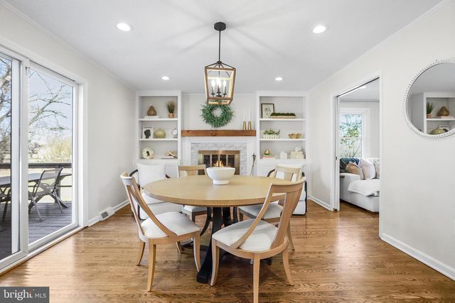 91 SAINT JOHNS DR, Glen Mills, PA 19342