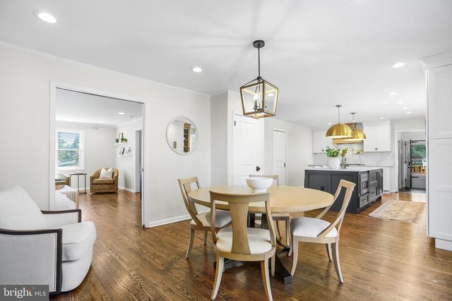 91 SAINT JOHNS DR, Glen Mills, PA 19342