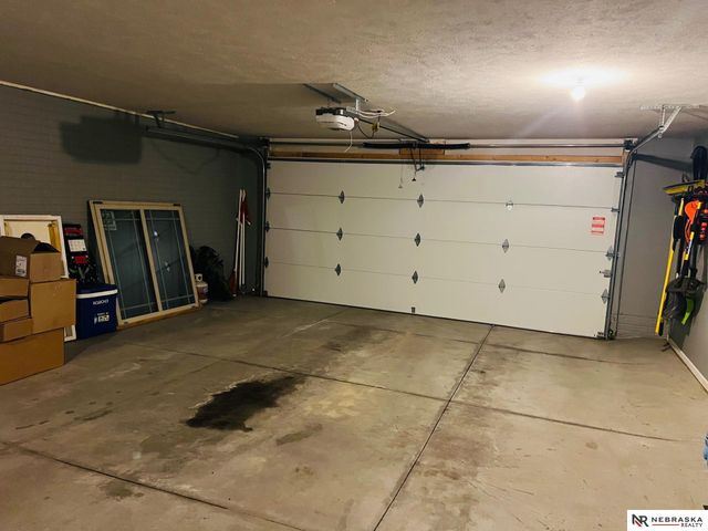 13927 Weber Street, Omaha, NE 68142