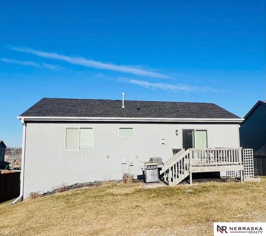 13927 Weber Street, Omaha, NE 68142