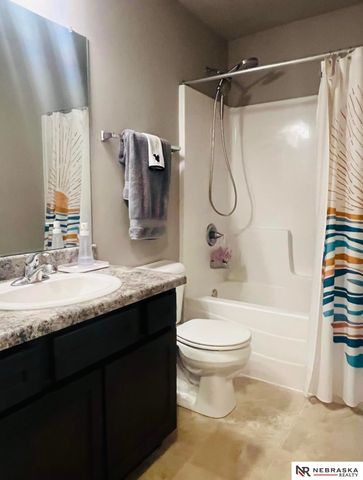 13927 Weber Street, Omaha, NE 68142