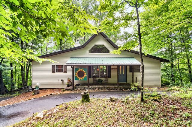 5875 Brasstown Creek Est, Young Harris, GA 30582