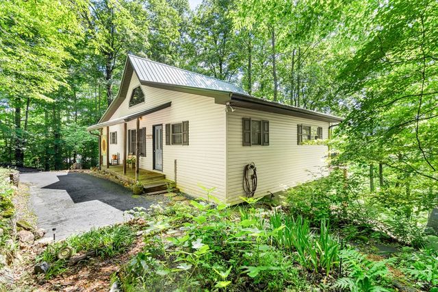5875 Brasstown Creek Est, Young Harris, GA 30582
