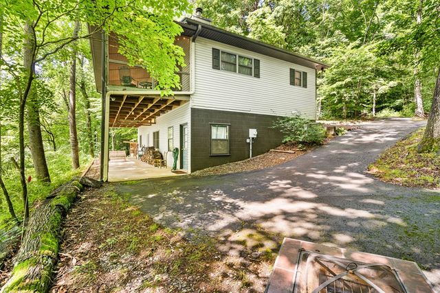 5875 Brasstown Creek Est, Young Harris, GA 30582