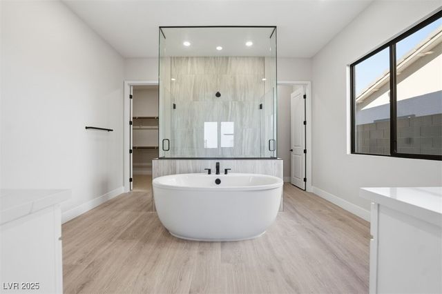 454 Carter House Way, Las Vegas, NV 89138