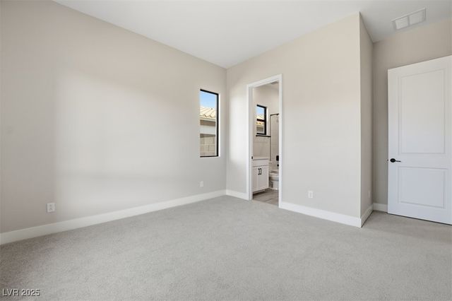 454 Carter House Way, Las Vegas, NV 89138