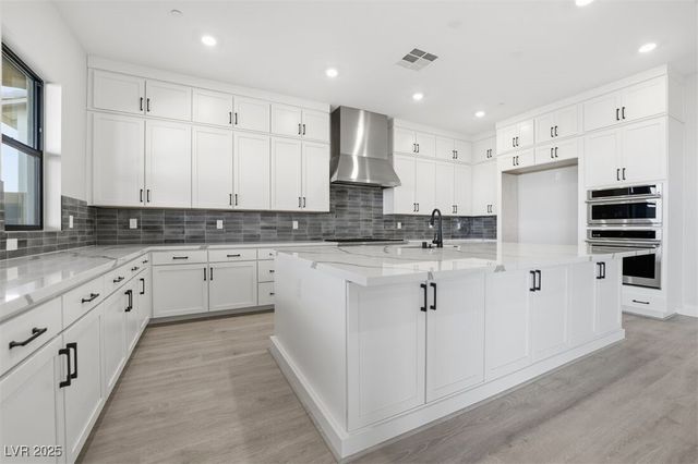 454 Carter House Way, Las Vegas, NV 89138