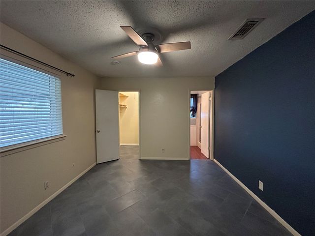 6409 Stardust Drive, Watauga, TX 76148