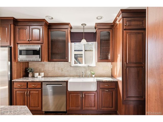 2547 Krameria St, Denver, CO 80207