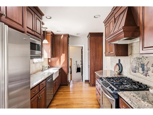 2547 Krameria St, Denver, CO 80207