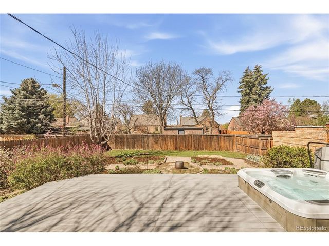 2547 Krameria St, Denver, CO 80207