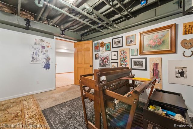 270 N Hurd Road, Ortonville, MI 48462