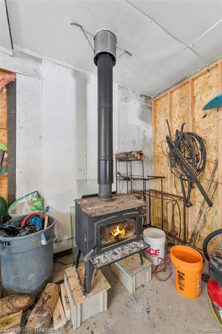 270 N Hurd Road, Ortonville, MI 48462