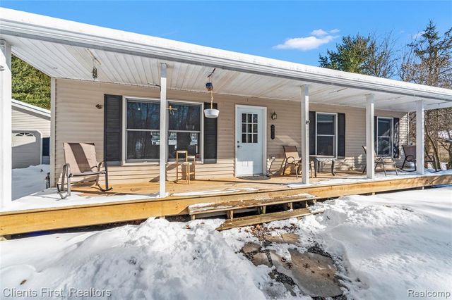 270 N Hurd Road, Ortonville, MI 48462