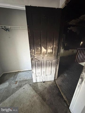 240 GRINDING WHEEL DR, Dover, DE 19904