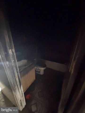 240 GRINDING WHEEL DR, Dover, DE 19904