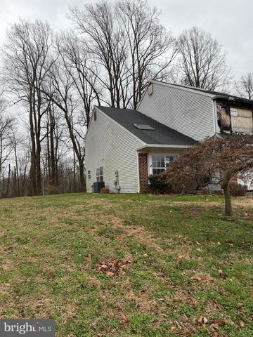 240 GRINDING WHEEL DR, Dover, DE 19904