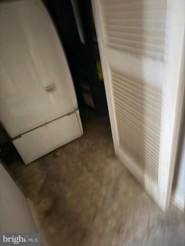 240 GRINDING WHEEL DR, Dover, DE 19904