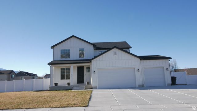 215 E MONTGOMERY LN, North Ogden, UT 84414