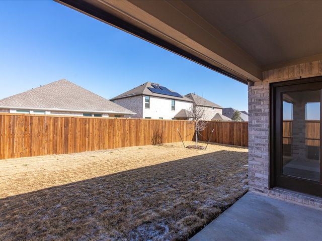 630 Erin Hills Drive, Red Oak, TX 75154
