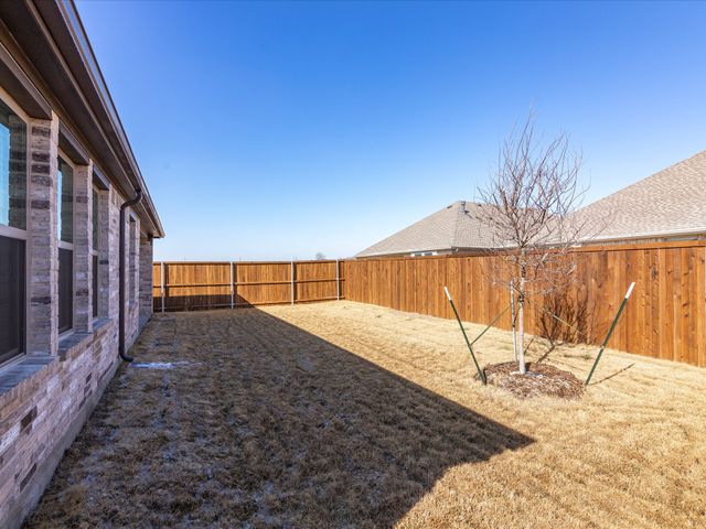 630 Erin Hills Drive, Red Oak, TX 75154